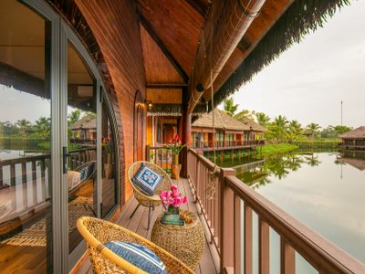 ben que jacaranda lang trong thung ba vi ha noi