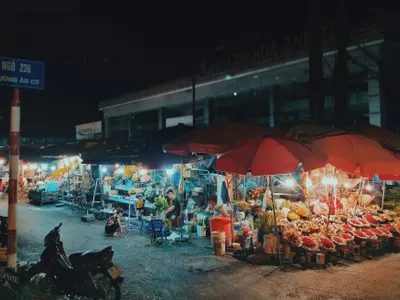 cho hoa quang ba ha noi