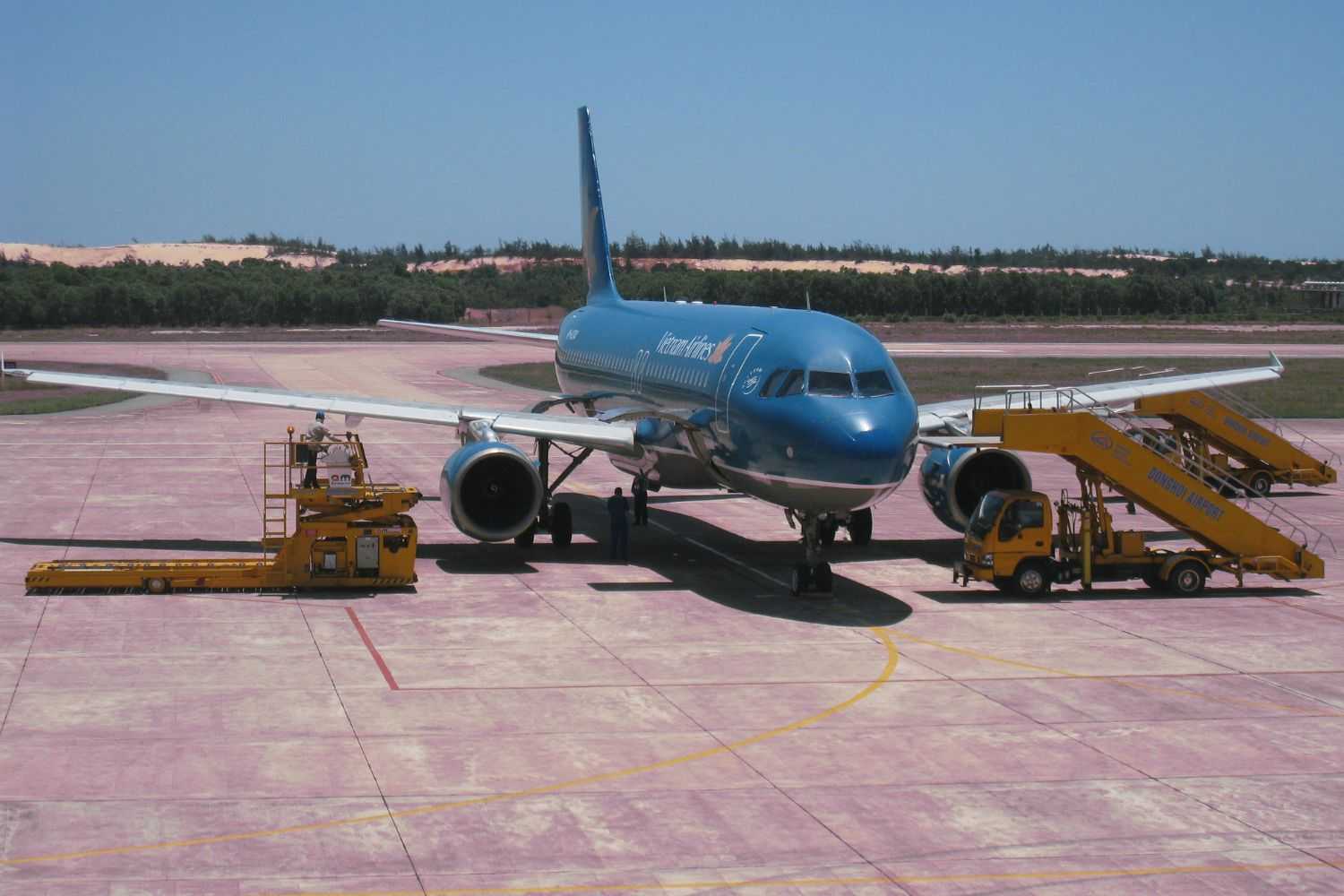 Máy bay Boeing 747 tại sân bay Đồng Hới